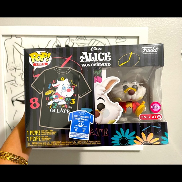 Disney M-Tee Alice In Wonderland Funko POP!